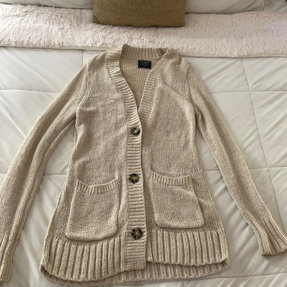 Abercrombie & Fitch cardigan